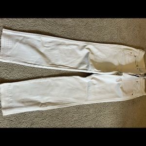 Vineyard vines white jean